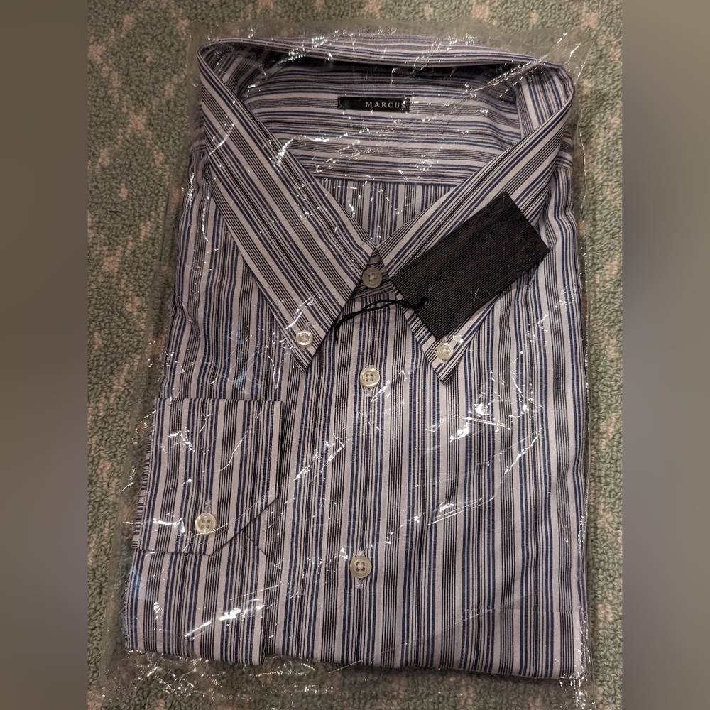 Marcus brand navy and white striped shirt size 51. Big & Tall